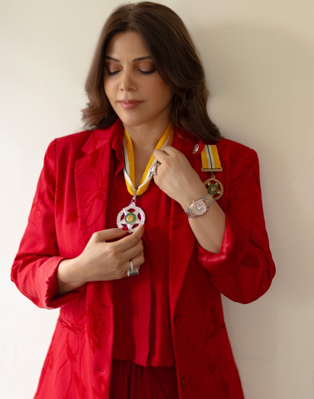 Hadiqa Kiani wearing the Sitara-i-Imtiaz medal